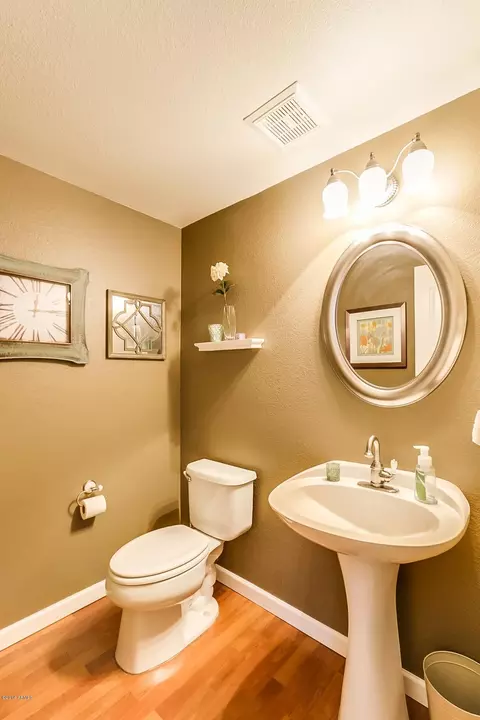 4251 E Tether Trl, Phoenix, AZ 85050 photo 27