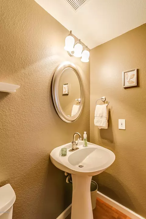 4251 E Tether Trl, Phoenix, AZ 85050 photo 28