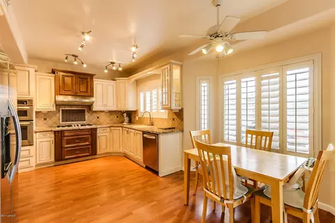 4251 E Tether Trl, Phoenix, AZ 85050 photo 6