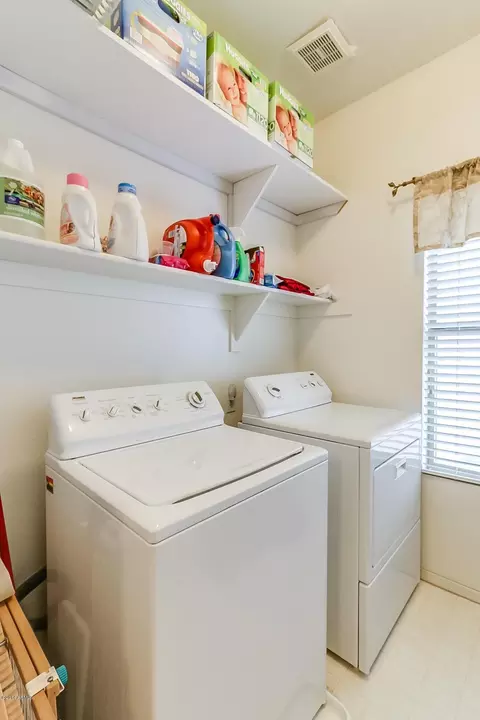 4251 E Tether Trl, Phoenix, AZ 85050 photo 37
