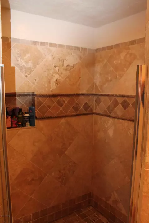316 E Mclellan Blvd, Phoenix, AZ 85012 photo 6
