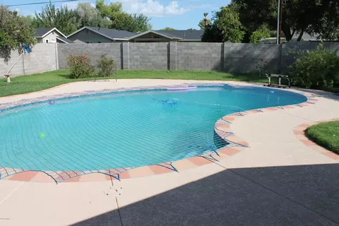 316 E Mclellan Blvd, Phoenix, AZ 85012 photo 8