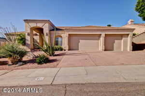 917 E Cathedral Rock Dr, Phoenix, AZ 85048 photo 2