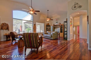 917 E Cathedral Rock Dr, Phoenix, AZ 85048 photo 4