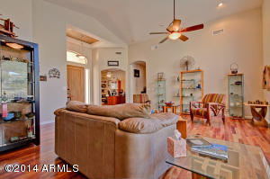 917 E Cathedral Rock Dr, Phoenix, AZ 85048 photo 5
