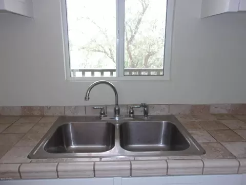 20879 E Mesa Verde Rd, Mayer, AZ 86333 photo 3