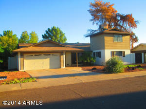 1110 E Diamond Dr, Tempe, AZ 85283 photo 2
