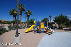 1752 S Falcon Dr, Gilbert, AZ 85295 photo 24