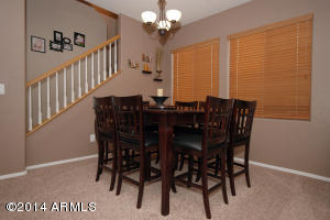 1752 S Falcon Dr, Gilbert, AZ 85295 photo 4