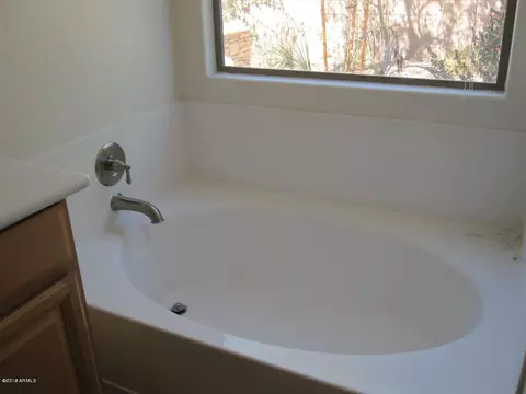 2814 E Leiber Ln, Phoenix, AZ 85024 photo 8
