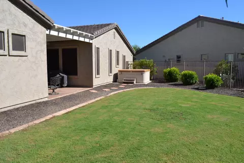 5480 S Crabtree Ln, Gilbert, AZ 85298 photo 6