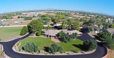 1265 S Gilbert Rd, Gilbert, AZ 85296 photo 1
