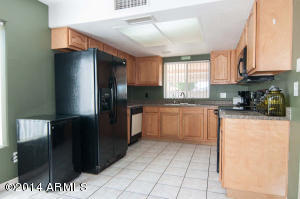 2853 W Marlette Ave, Phoenix, AZ 85017 photo 2