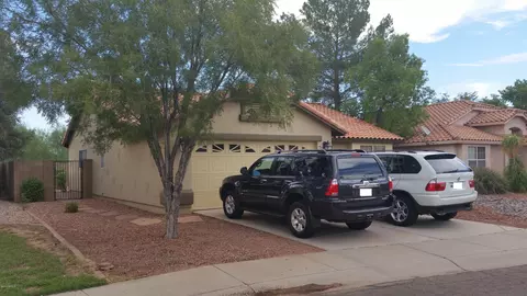 748 W Hackamore St, Gilbert, AZ 85233 photo 3