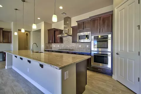 2836 E Oriole Dr, Gilbert, AZ 85297 photo 2