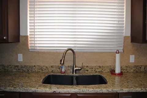 1232 E Laurel Ave, Gilbert, AZ 85234 photo 4