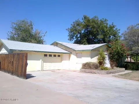3948 Earll Dr, Phoenix, AZ 85018 photo 1