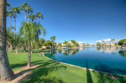 928 S Abalone Dr, Gilbert, AZ 85233 photo 3