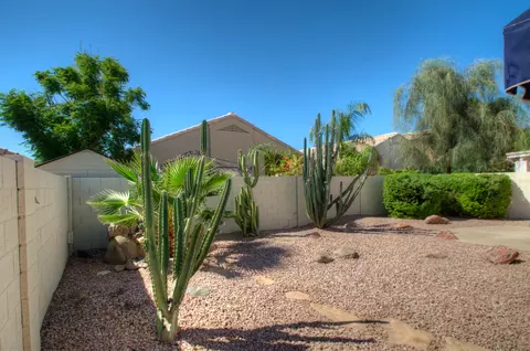 928 S Abalone Dr, Gilbert, AZ 85233 photo 2