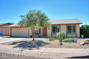 2901 E John Cabot Rd, Phoenix, AZ 85032 photo 2