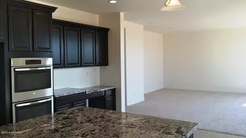 2542 E Tomahawk Ct, Gilbert, AZ 85298 photo 5