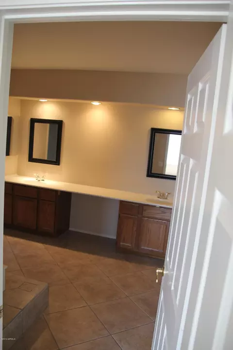 4101 E Lavender Ln, Phoenix, AZ 85044 photo 49