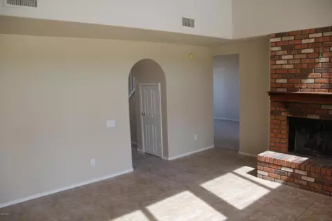 4101 E Lavender Ln, Phoenix, AZ 85044 photo 12