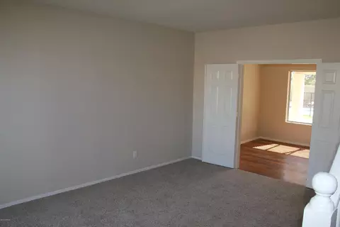 4101 E Lavender Ln, Phoenix, AZ 85044 photo 5