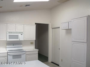 3117 E Kerry Ln, Phoenix, AZ 85050 photo 7