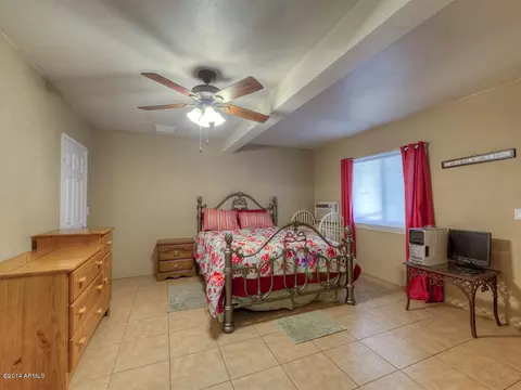 4023 E Cheery Lynn Rd, Phoenix, AZ 85018 photo 10