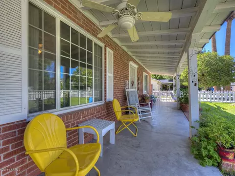 4023 E Cheery Lynn Rd, Phoenix, AZ 85018 photo 2