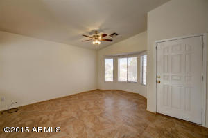 1683 E Robin Ln, Gilbert, AZ 85296 photo 4