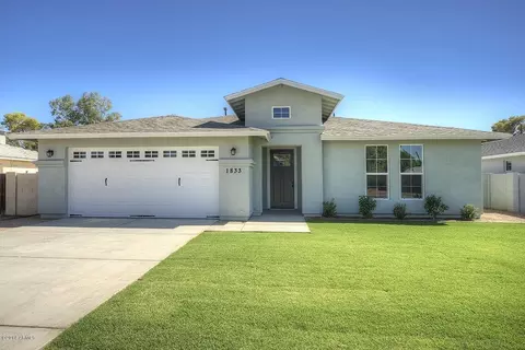 1344 E Morten Ave, Phoenix, AZ 85020 photo 3