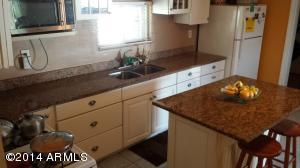 1702 E Lynne Ln, Phoenix, AZ 85042 photo 12