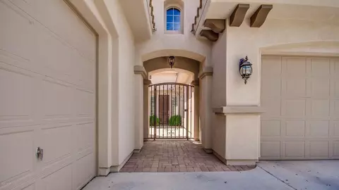 4107 E Woodside Way, Gilbert, AZ 85297 photo 4