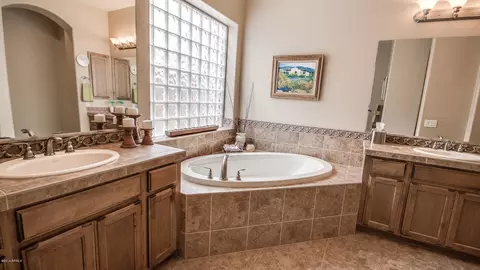 4107 E Woodside Way, Gilbert, AZ 85297 photo 24