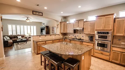 4107 E Woodside Way, Gilbert, AZ 85297 photo 11