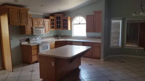 1042 E Ingram St, Mesa, AZ 85203 photo 5