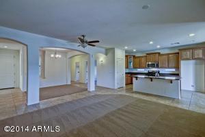 707 E Raven Way, Gilbert, AZ 85297 photo 12