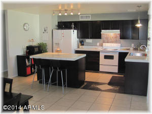 2110 E Claire Dr, Phoenix, AZ 85022 photo 1