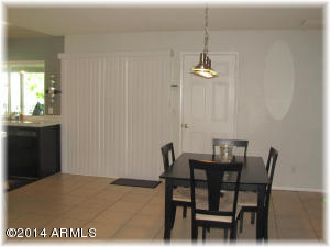 2110 E Claire Dr, Phoenix, AZ 85022 photo 11
