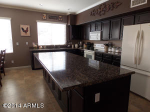 1031 E Sherri Dr, Gilbert, AZ 85296 photo 4