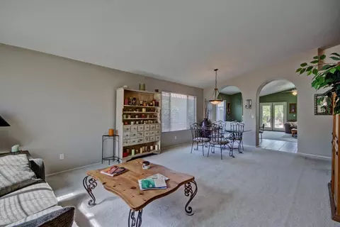 3814 E Grandview Rd, Phoenix, AZ 85032 photo 4