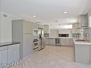 5701 E Indian School Rd, Phoenix, AZ 85018 photo 6