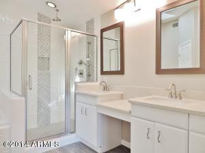 5701 E Indian School Rd, Phoenix, AZ 85018 photo 18