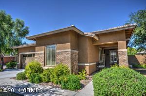 3872 E Comstock Dr, Gilbert, AZ 85296 photo 3