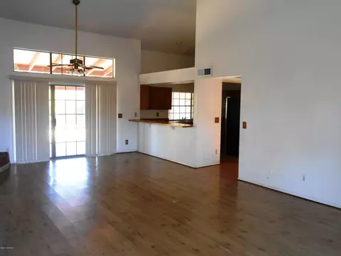 541 E Grandview St, Mesa, AZ 85203 photo 3