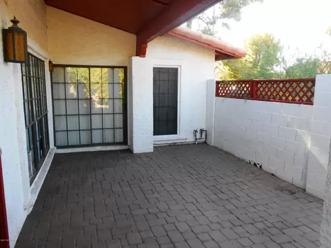 541 E Grandview St, Mesa, AZ 85203 photo 2