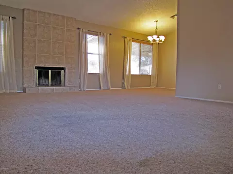 4013 E Wescott Dr, Phoenix, AZ 85050 photo 5
