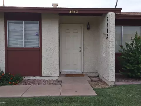 2612 E Oakleaf Dr, Tempe, AZ 85281 photo 3